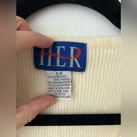 Vintage lambswool angora hair cream sweater - Picture 3 of 11